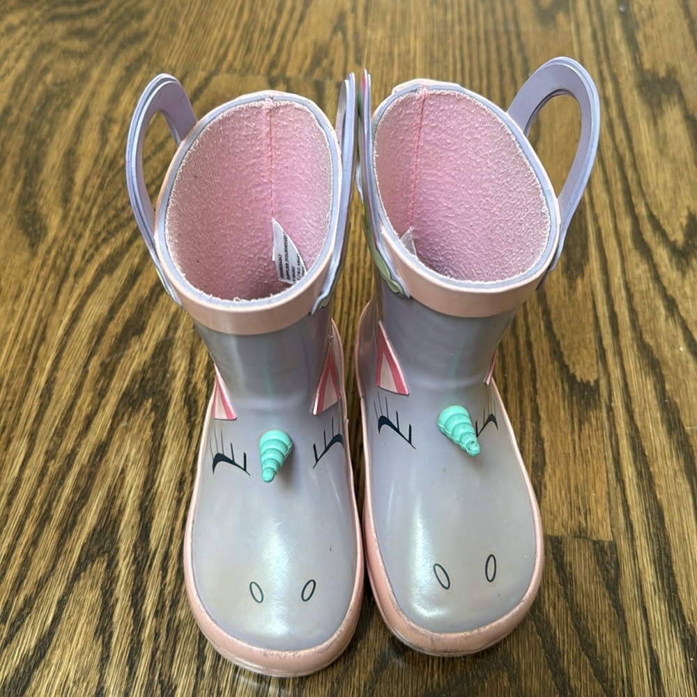 Unicorn rain boots size 6